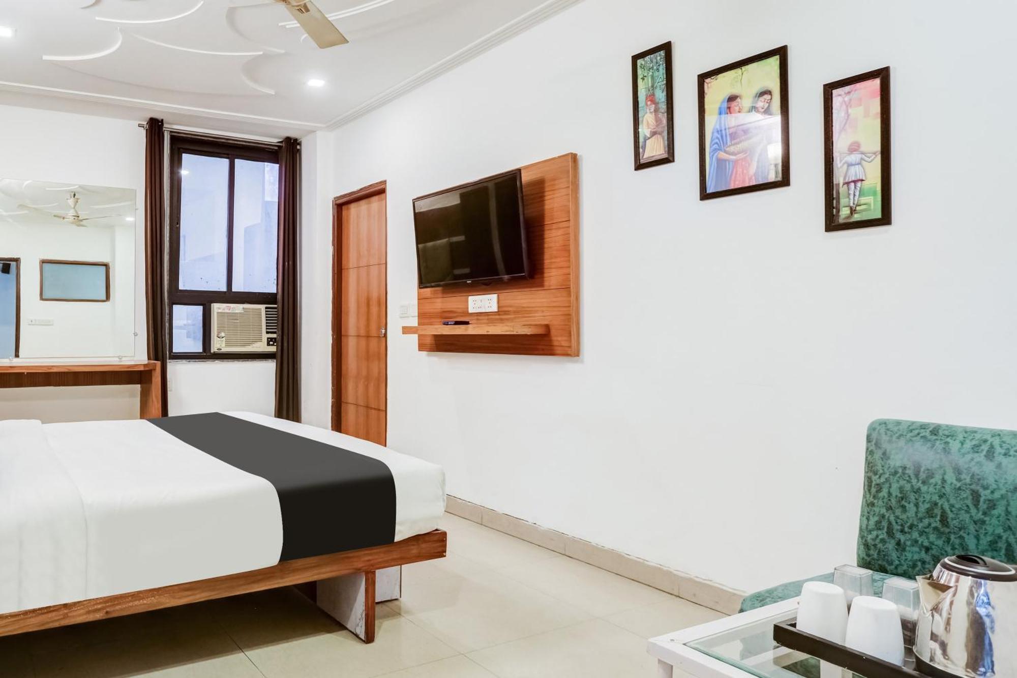 Hotel Collection O Harmony New Delhi