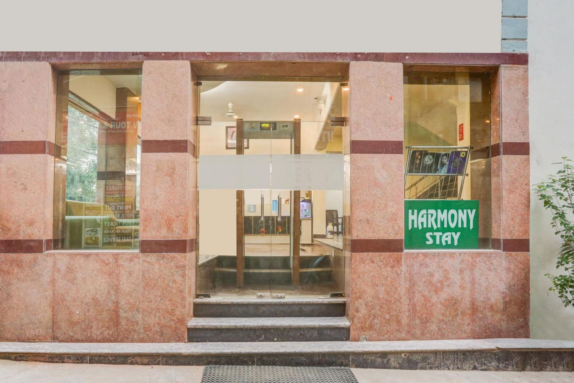 Collection O Harmony Hotel